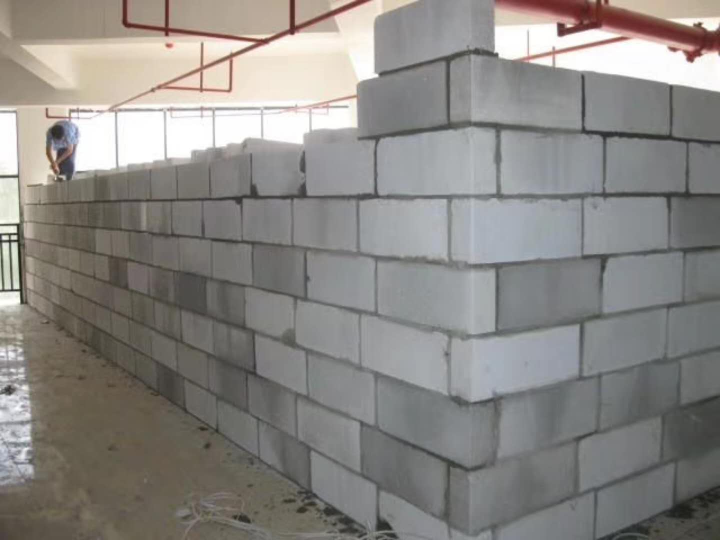 台江蒸压加气混凝土砌块承重墙静力和抗震性能的研究